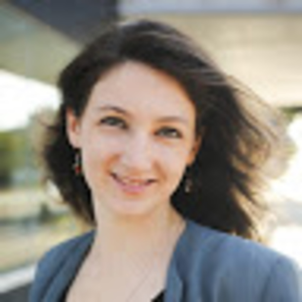 Meet your Posher, Carolyn